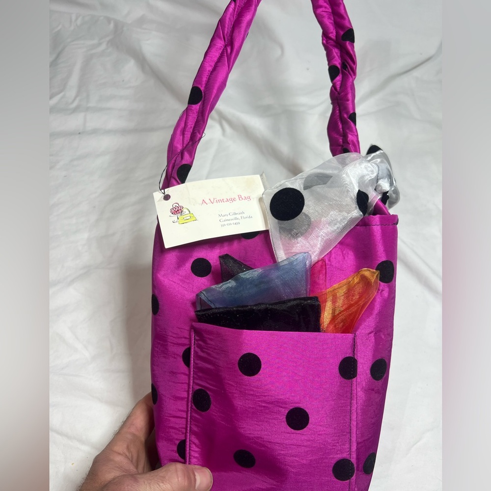 fuchsia pink and black polka dot bag “A Vintage Bag". handmade by Mary Gilbranh.